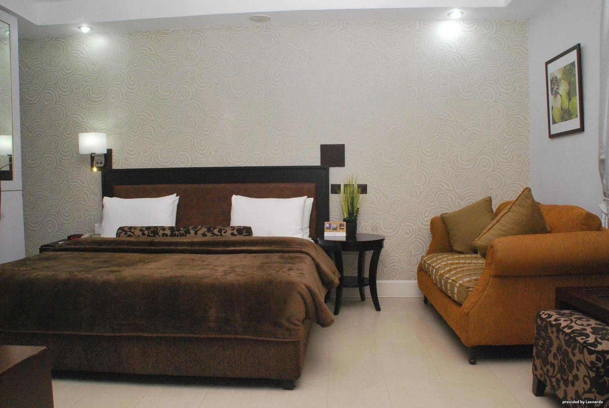 BW Starfire Hotel Ikeja Exterior foto