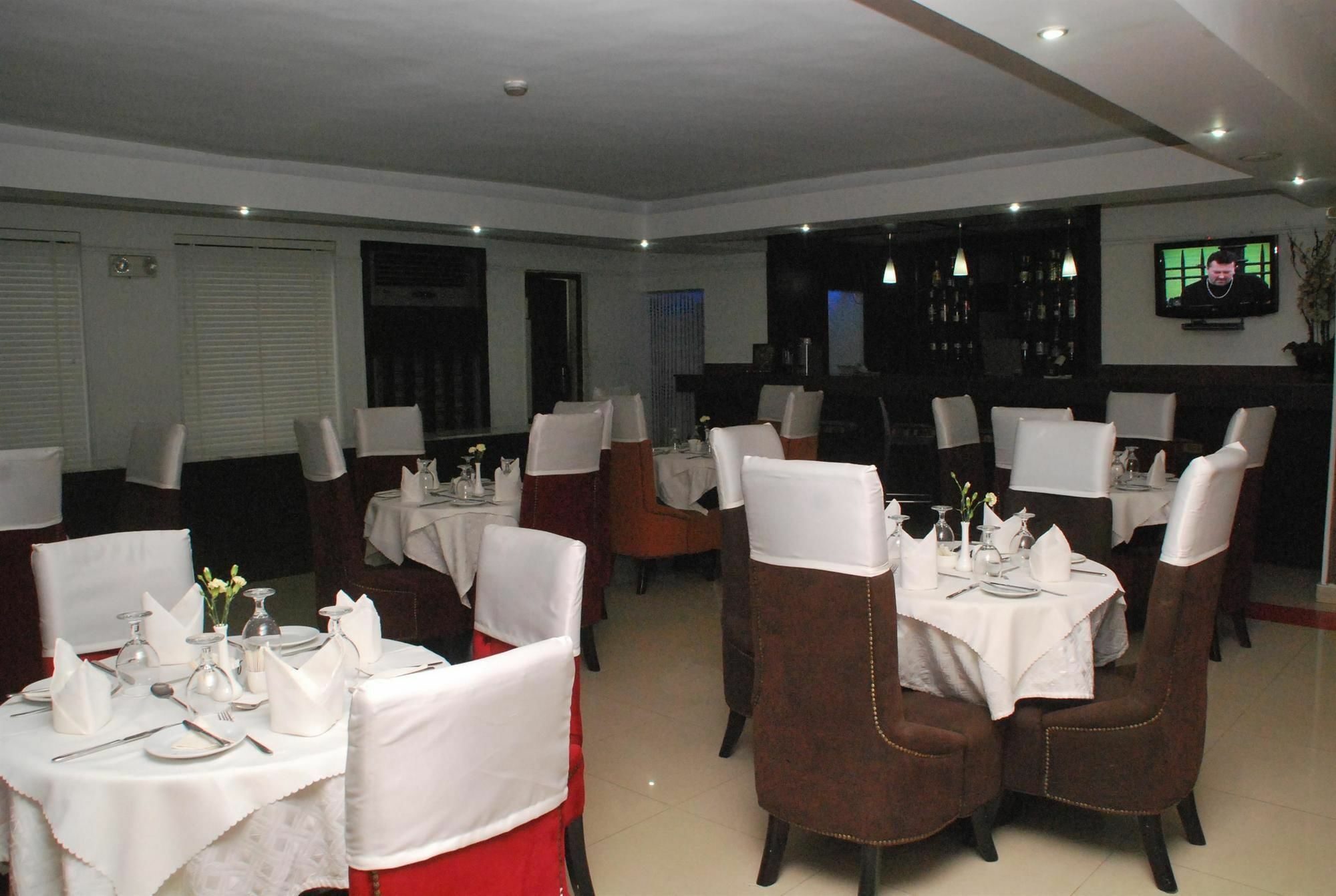 BW Starfire Hotel Ikeja Exterior foto